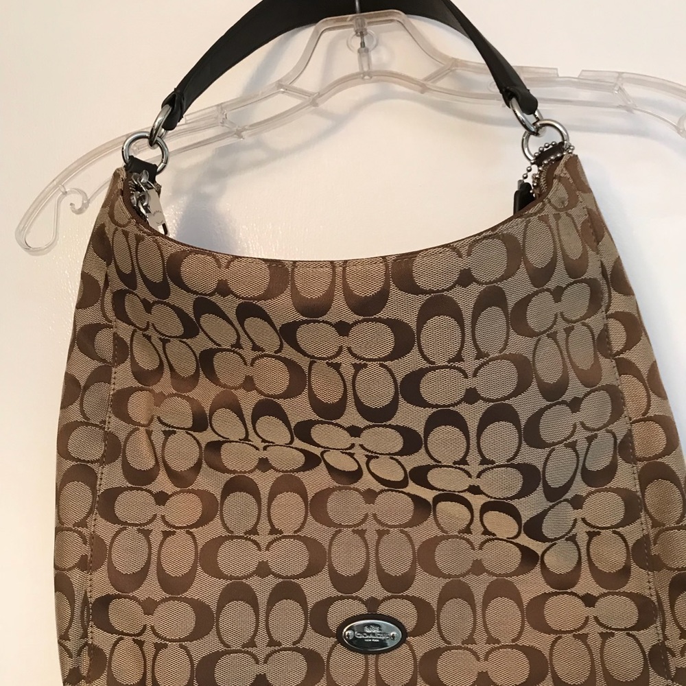 Coach purse never used